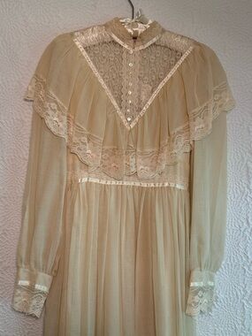 Gunne Sax Vintage Lace Trim Maxi Wedding Dress